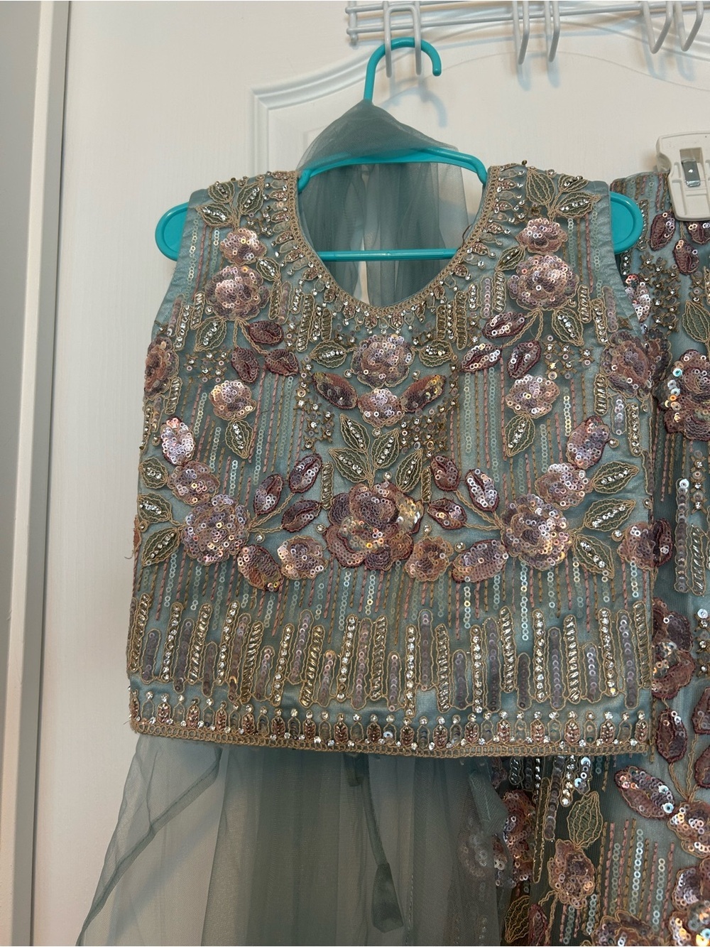 Girls Lehenga - Picture 3 of 10